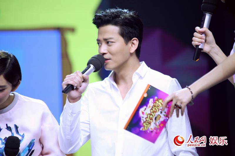 陈晓东快本大喝"苦水" 与谢娜上演"英雄救美"
