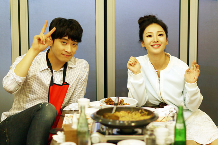 ���壺"�氮��"����Ϊ��Զ�ߺ��� ���°�ȹ��Ʋ�ʢ˽���ع⡾11��