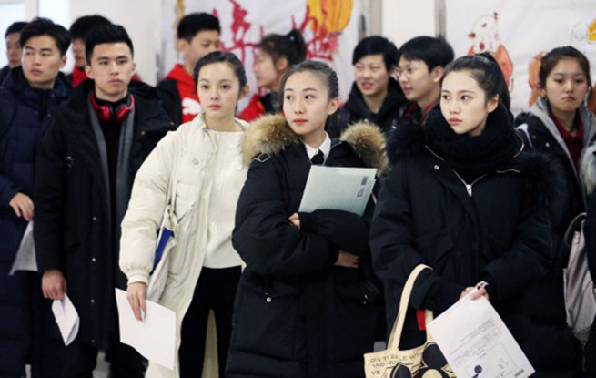 中传艺考报名人数增加近四成 "千禧宝宝"扎堆考学