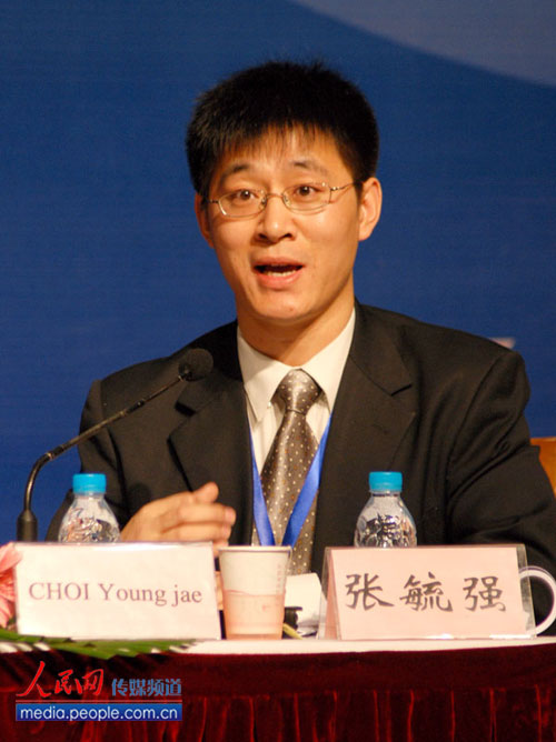 中国传媒大学外国语学院副教授张毓强发表评论