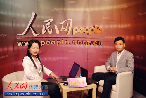 反CNN网站创始人饶谨:梦在心中,路在脚下