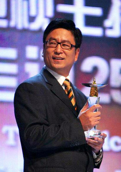 中国著名主持人 白岩松