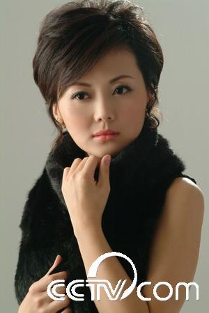 央视《海峡两岸》主持人柴璐:在坚持中从容绽放 (20)