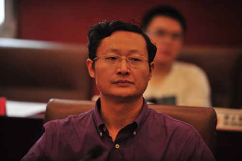 中国人民大学教授匡文波:互联网低俗根源在网